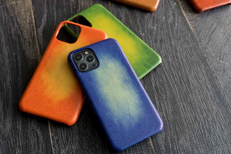 Phone cases printed with varying colours