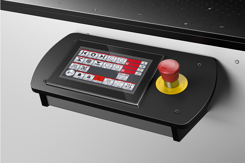 Um painel de controlo com botão vermelho
