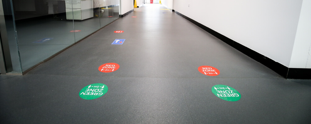 F1 by remote control Renault Floor Graphics