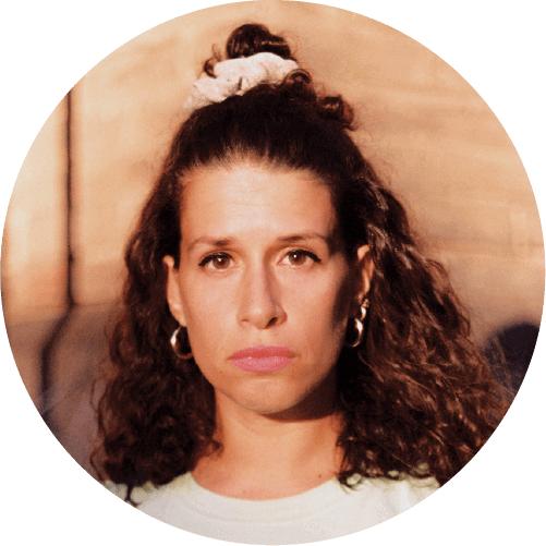 Roland DG Female Skateboarders