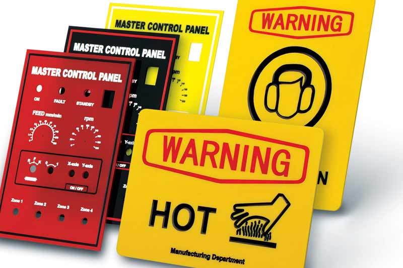 Plastic nameplate engraving machine