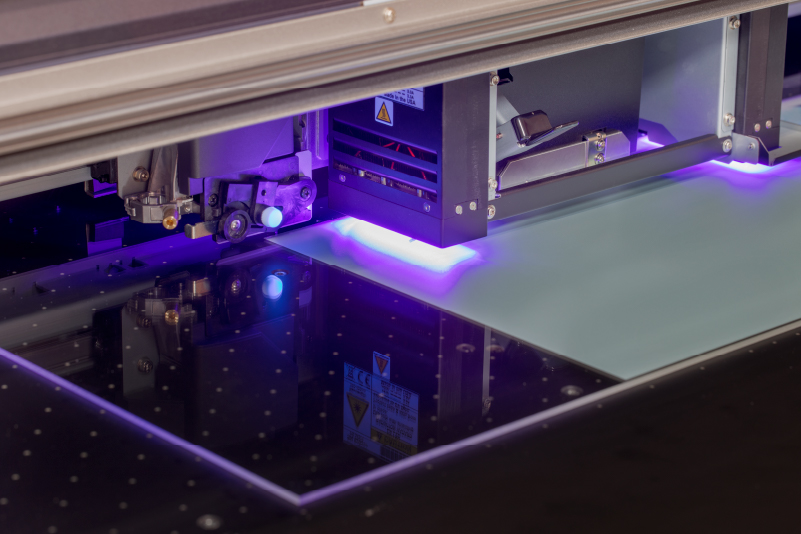 UV curing printer head close-up